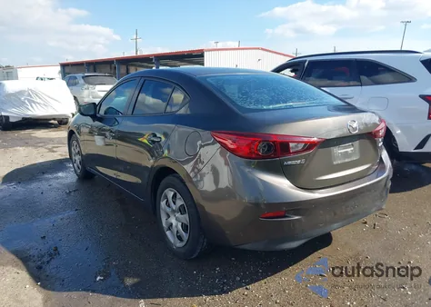 2015 Mazda Mazda3 I Sport z USA, uszkodzony, nr VIN JM1BM1U77F1251272